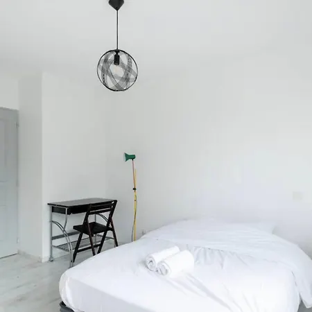 Splendid Family In *